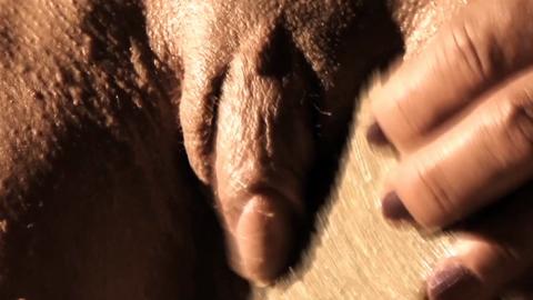 12521
